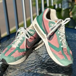 Nike Pink and Green Women's Sneakers